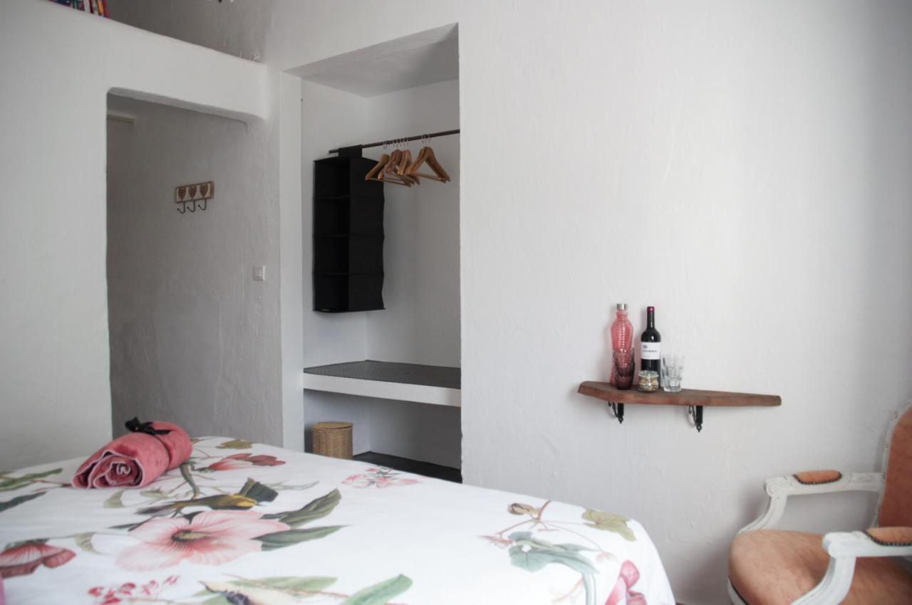 Boutique B&B El Refugio Alcaucín Esterno foto