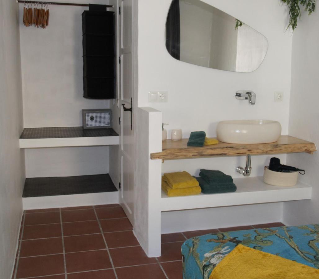 Boutique B&B El Refugio Alcaucín Esterno foto