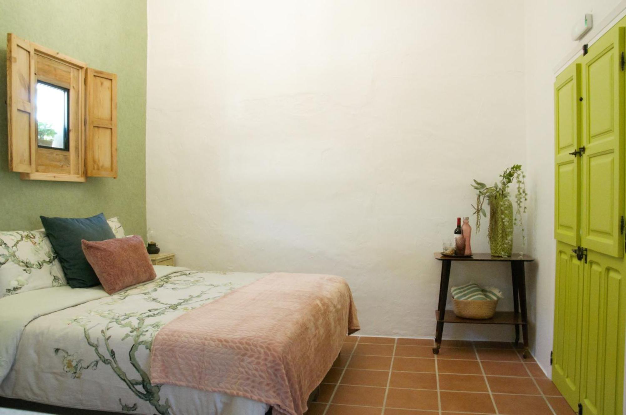Boutique B&B El Refugio Alcaucín Esterno foto